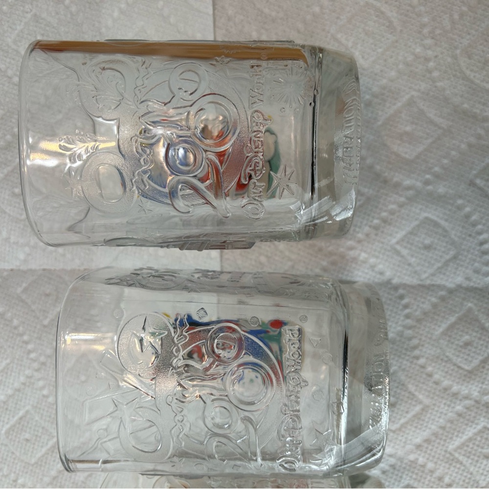 Mickey Mouse Commemorative 2000 celebration set of 4 different glasses - Picture 3 of 9